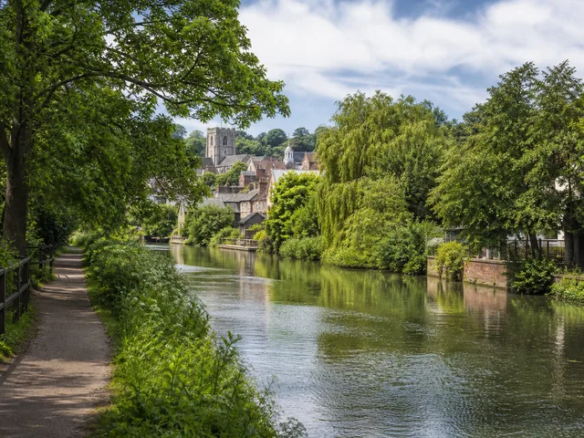 Illustrated view of the River Wey and towpath in Guildford